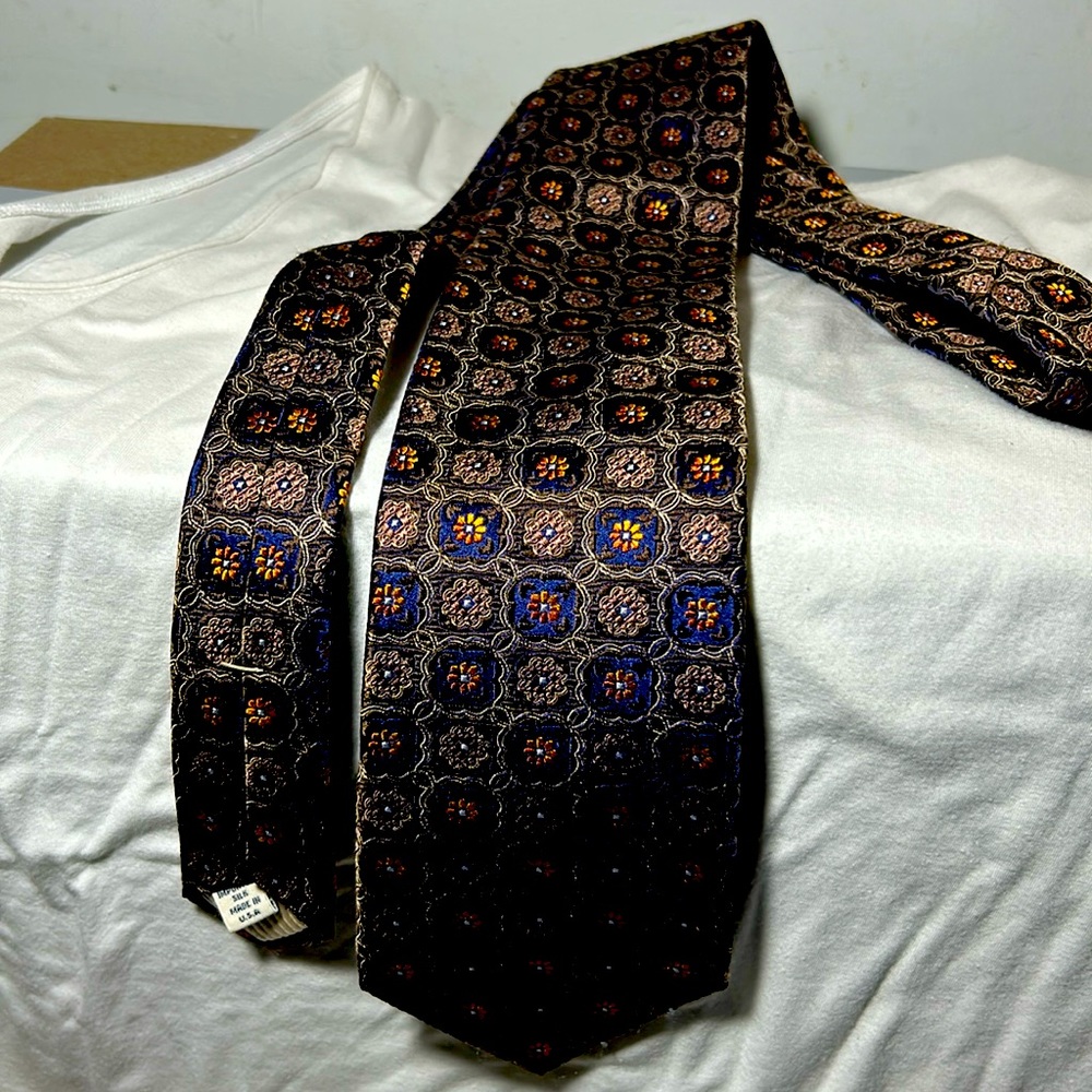 john w nordstrom tie blue pink 100% silk made in usa necktie tie pa0502